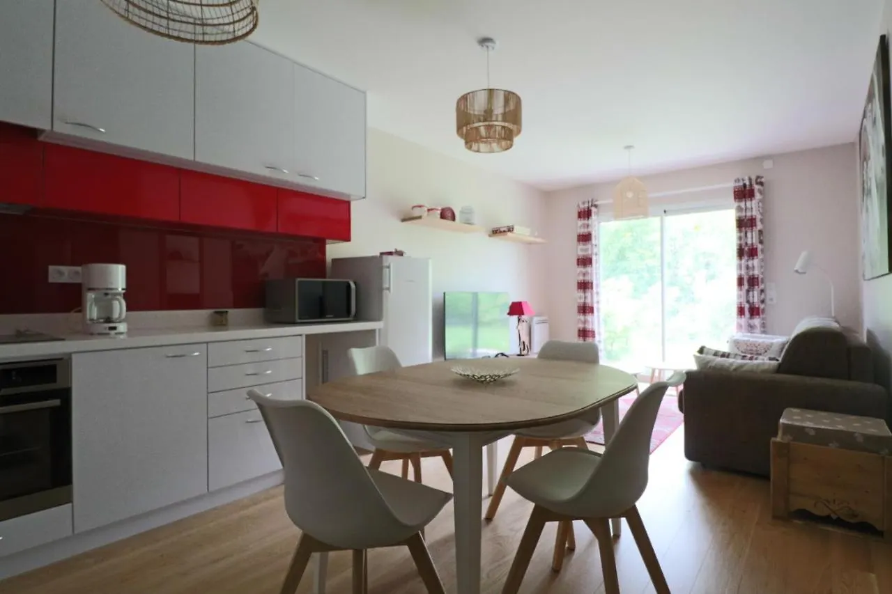 A4 - Residence La Montille 0*, Le Mont-Dore France